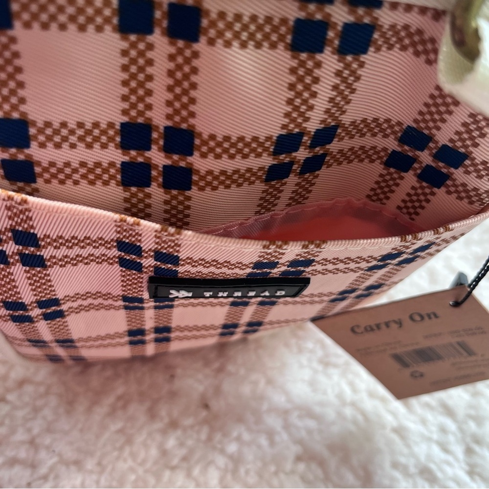 Thread Wallets Willow Crossbody Bag - Picture 6 of 9